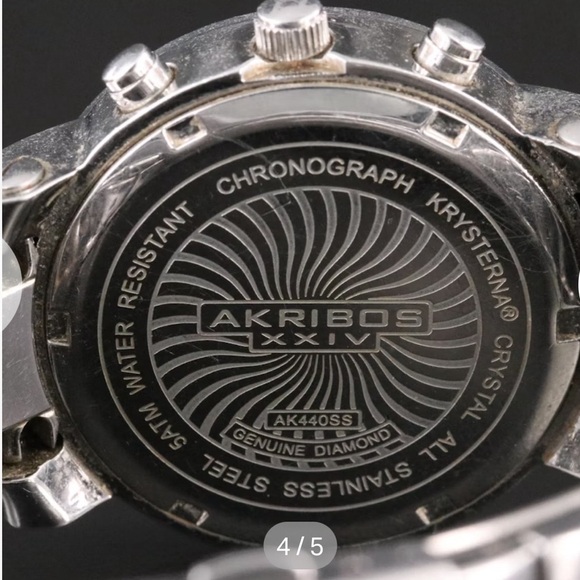 Akribos XXIV Silver Women's stainless steel diamond chronograph watch - Picture 4 of 4